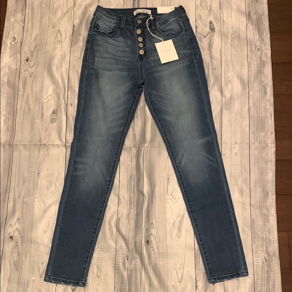 KanCan Curvy Blue Jeans Size 7/27